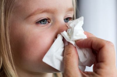 Cum să îți protejezi copilul de răceală și gripă?
